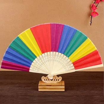 100 adet / grup Çin Tarzı Renkli Gökkuşağı Katlanır El Fan Parti Iyilik Düğün Hediyelik Eşya Hediye Konuk İçin