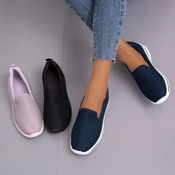 2021 yeni stil kadın ayakkabısı uçan dokuma spor ayakkabı düz anne ayakkabısı kadın yaz Avrupa ve Amerikan yumuşak taban seti ayak tembel