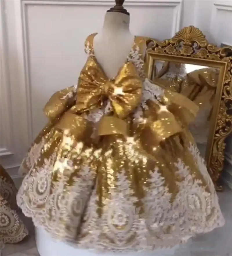 Altın Sequins Çiçek Kız Elbise Düğün ıçin Fildişi Dantel Balo Seksi V Boyun Yay Düğüm Resmi Çocuklar Parti Vestidos