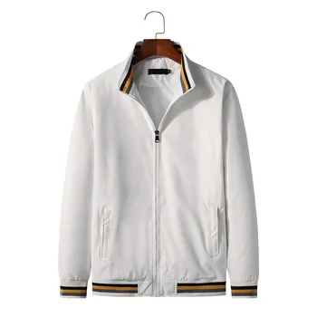 Erkek Beyaz kışlık ceketler ve Mont 2021 Marka Rüzgar Geçirmez Sıcak Kapitone Ceket Streetwear Rahat Üniversite Ceket Erkekler Chaquetas Hombre