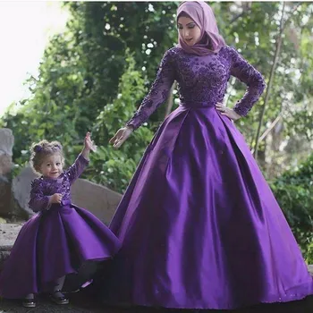 Mor Uzun Kollu Müslüman Anne Ve Kızı Abiye İle Başörtüsü Boncuklu Aplike Örgün Parti Elbise Törenlerinde Robe Kristal