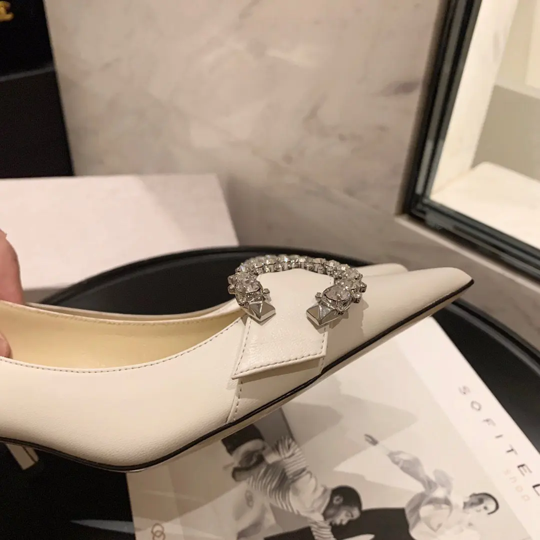 Tasarımcı Vintage moda kadın ayakkabı beyaz deri kristal toka sivri burun yüksek topuklu Balo Akşam Gelin düğün ayakkabı