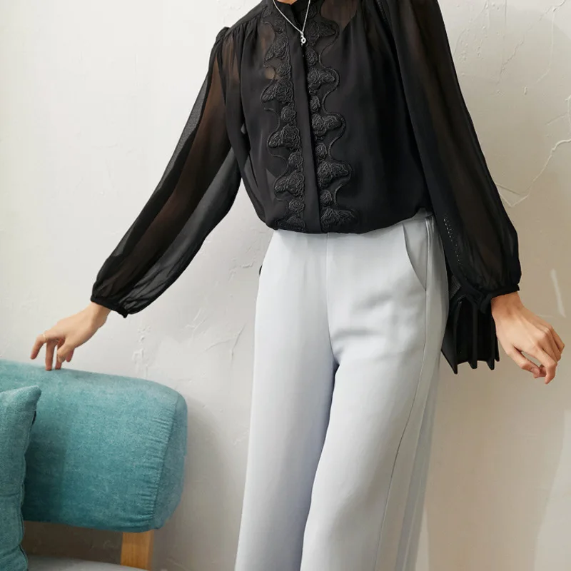 Yeni Siyah Beyaz Şifon Üst işlemeli ipek gömlek kadın ilkbahar ve yaz 2020 gevşek ipek gömlek